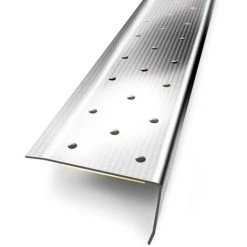 Nez De Marche 3M Inox Adhésif 36mmx24mm/110cm